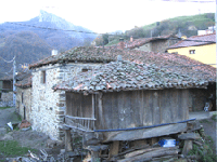 l'horro frente a la ventana